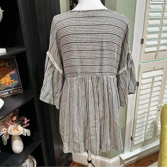 Sweet Magnolia Embroidered Floral Peasant Cotton Blouse Size Small - Picture 8 of 9